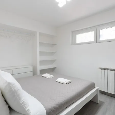 アパート Modern - Free Parking & Private Entry