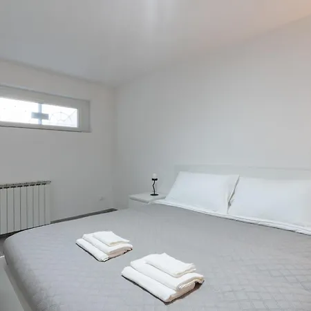 Modern - Free Parking & Private Entry アパート ローマ