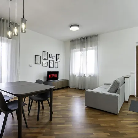 Modern - Free Parking & Private Entry * ローマ