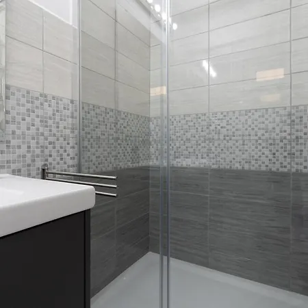 Modern - Free Parking & Private Entry * ローマ