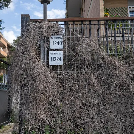 Modern - Free Parking & Private Entry ローマ