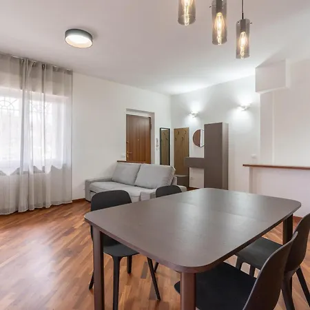 Modern - Free Parking & Private Entry アパート ローマ