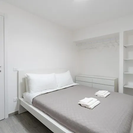 Modern - Free Parking & Private Entry *