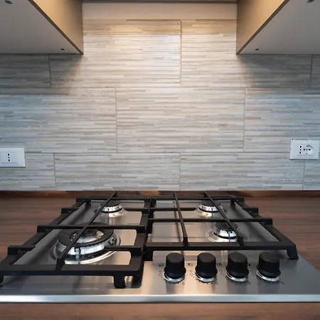 Modern - Free Parking & Private Entry アパート ローマ